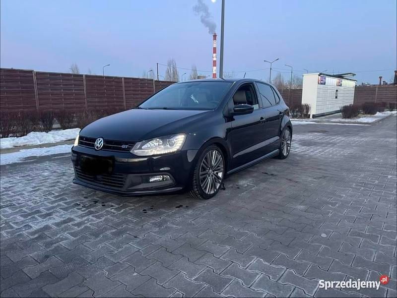 Używany VW Polo 2016 Czarny Hatchback