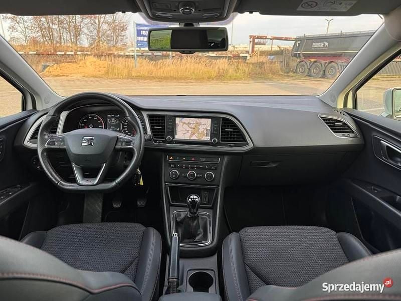 Biały Używany 2015 Seat Leon FR Hatchback | 36 950 zł (Dobra cena) - Obraz 1/3