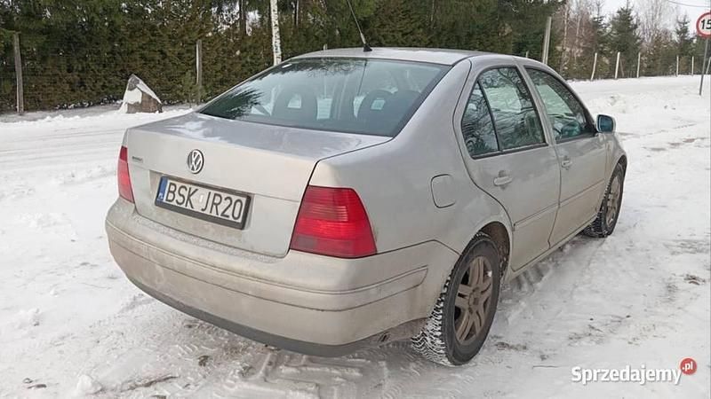Używany VW Bora 1999 Srebrny Sedan/Limuzyna