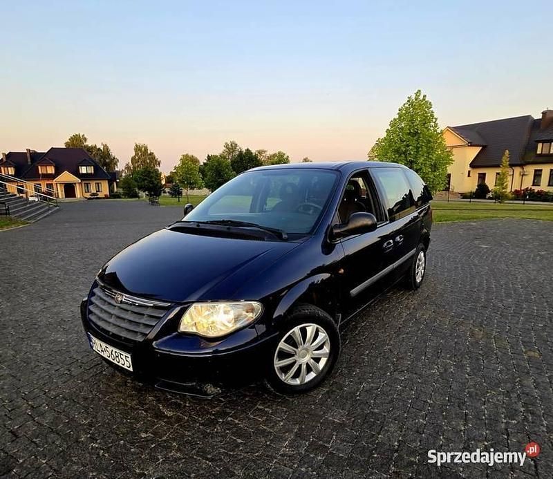 Używany 2006 Chrysler Voyager Minivan | 3900 zł - Obraz 1/4