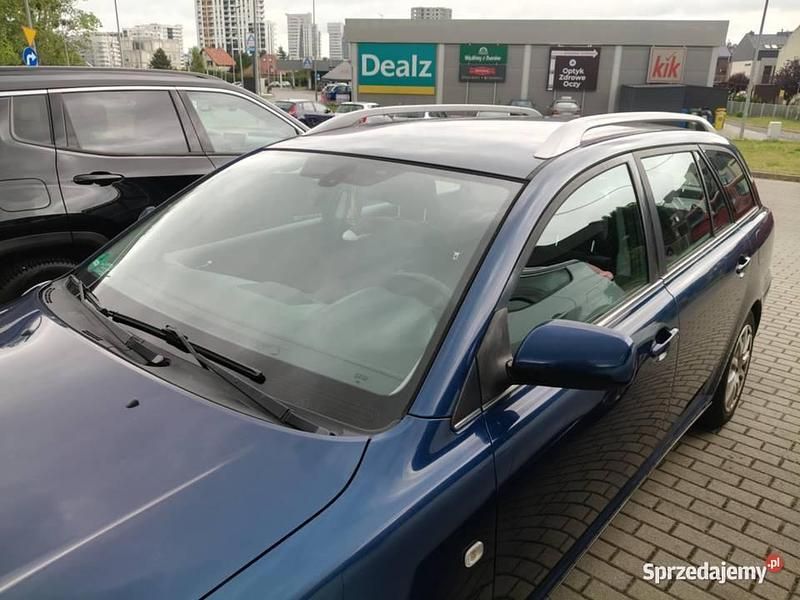 Używany 2005 Toyota Avensis Kombi | 7900 zł (Dobra cena) - Obraz 1/4