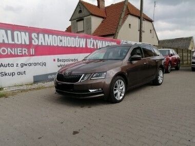 Inny kolor Używany 2018 Skoda Octavia Kombi | 59 900 zł - Obraz 1/4