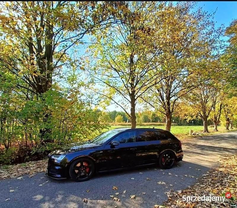 Czarny Używany 2017 Audi A4 Design Kombi | 83 300 zł - Obraz 1/4
