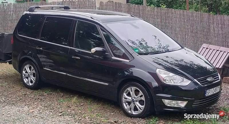 Czarny Używany 2011 Ford Galaxy Titanium Minivan | 34 900 zł (Drogi) - Obraz 1/4
