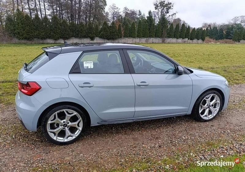 Czarny Używany 2022 Audi A1 Hatchback | 69 999 zł (Uczciwa cena) - Obraz 1/4