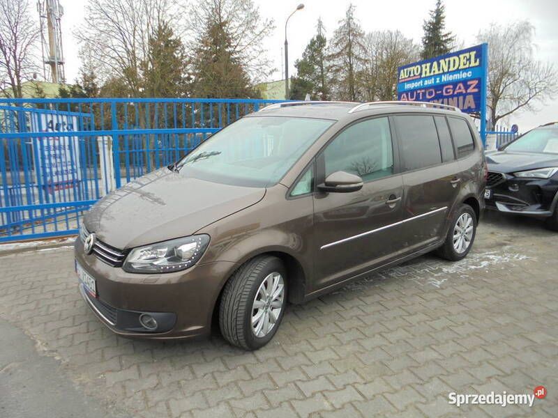 Używany VW Touran Highline 140 KM (102 kW) 2012 Brązowy Minivan