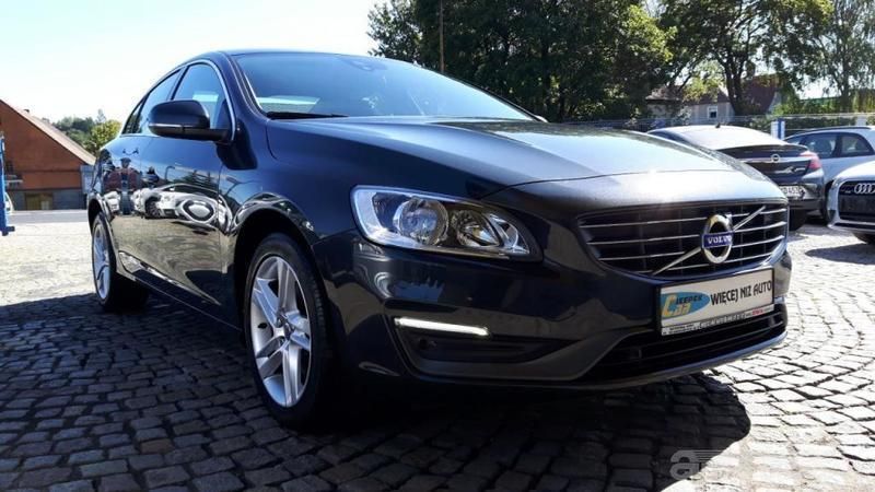 Używany Volvo S60 2013 Grafitowy metalik Sedan/Limuzyna