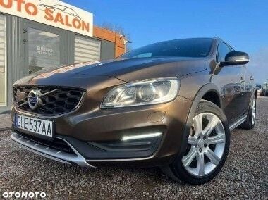 Inny kolor Używany 2017 Volvo V60 Kombi | 59 900 zł (Uczciwa cena) - Obraz 1/4