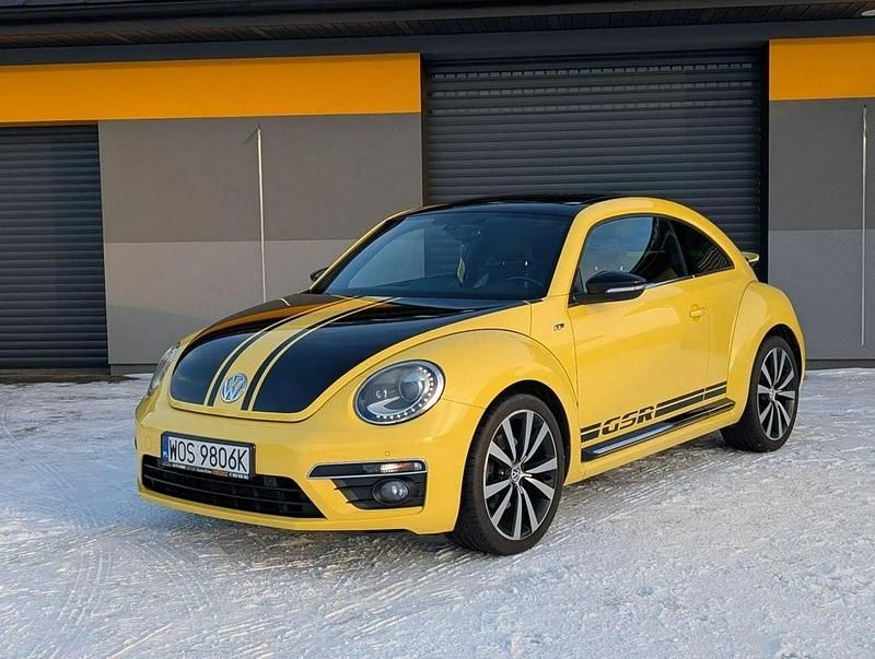 Używany VW Beetle 210 KM (154 kW) 2015 Żółty (metalik) Hatchback
