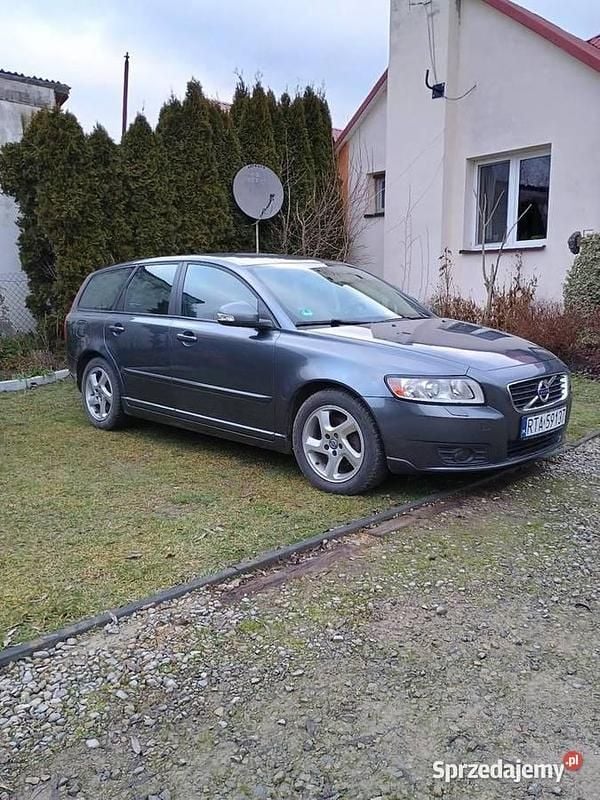 Grafitowy Używany 2011 Volvo V50 Kombi | 15 500 zł (Uczciwa cena) - Obraz 1/4