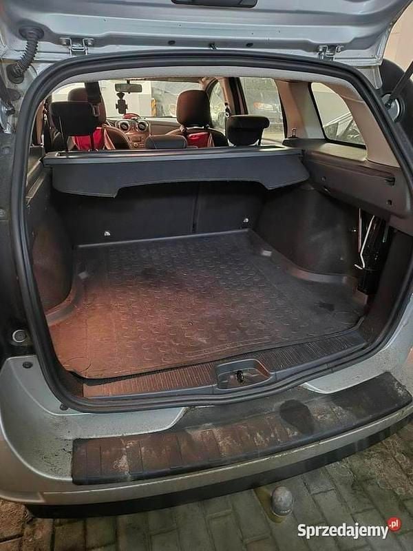 Używany Dacia Logan MCV 2018 Srebrny Kombi