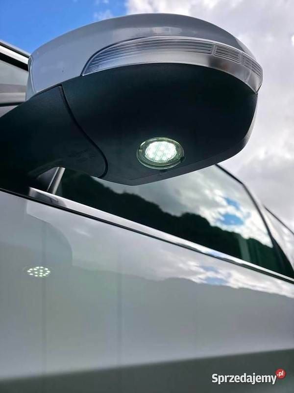 Używany Ford S-MAX S 2016 Biały Minivan