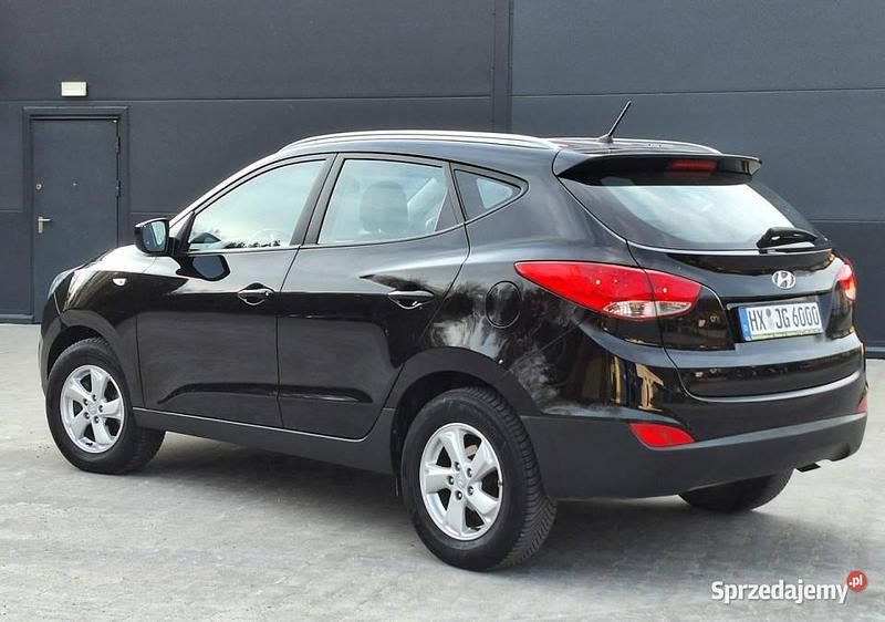 Czarny Używany 2013 Hyundai ix35 SUV | 47 900 zł (Dość drogi) - Obraz 1/4