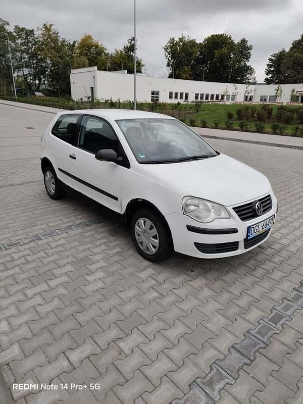 Biały Używany 2007 VW Polo Hatchback | 3300 zł (Uczciwa cena) - Obraz 1/4