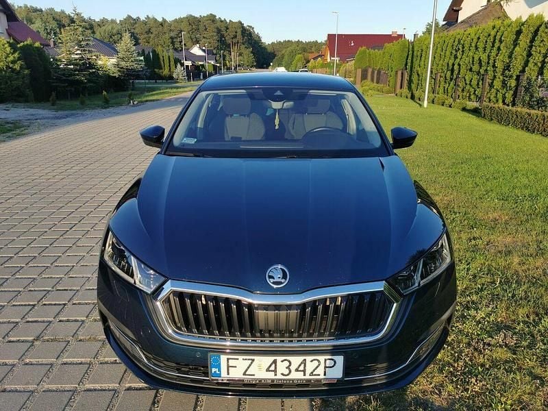 Niebieski Używany 2021 Skoda Octavia Style Hatchback | 85 000 zł (Drogi) - Obraz 1/4
