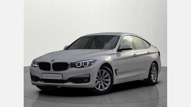 Alpine white 3 Używany 2019 BMW 318 Advantage Sedan/Limuzyna | 79 900 zł (Uczciwa cena) - Obraz 1/3