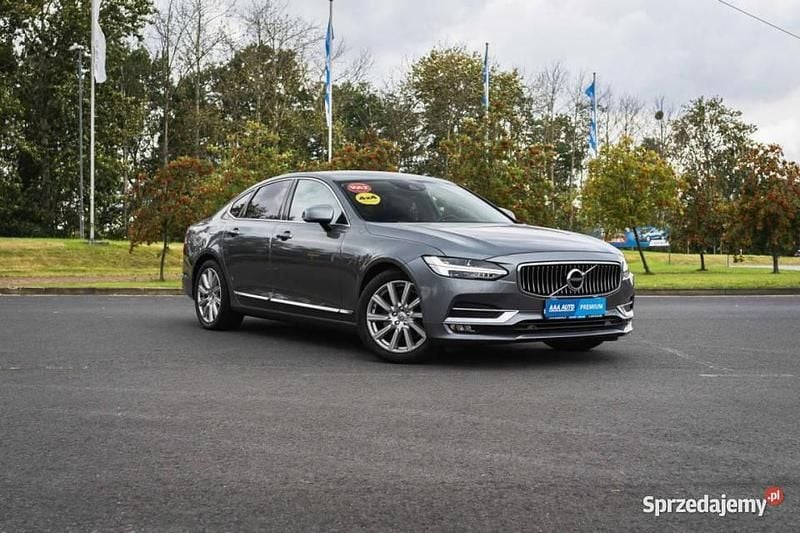Szary Używany 2017 Volvo S90 Sedan/Limuzyna | 93 999 zł (Dobra cena) - Obraz 1/4