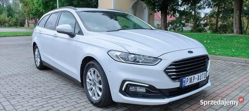 Biały Używany 2022 Ford Mondeo Trend Kombi | 63 900 zł (Dobra cena) - Obraz 1/4