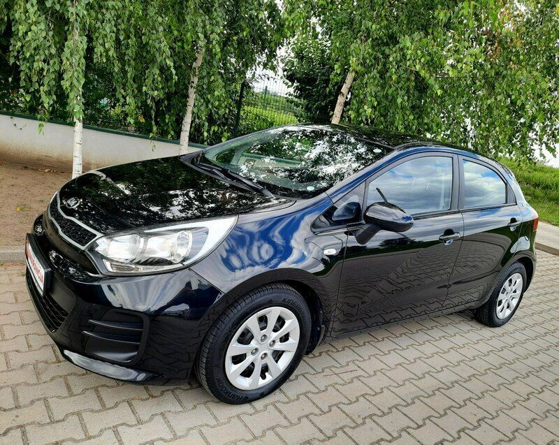 Czarny Używany 2015 Kia Rio 2 Hatchback | 27 990 zł (Uczciwa cena) - Obraz 1/4