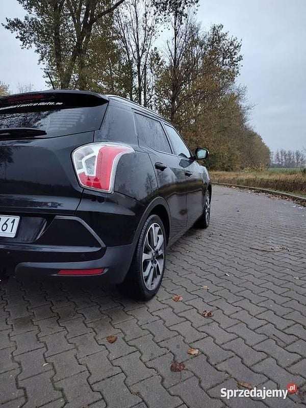 Używany 2015 Ssangyong (KGM) Tivoli SUV | 37 000 zł - Obraz 1/4