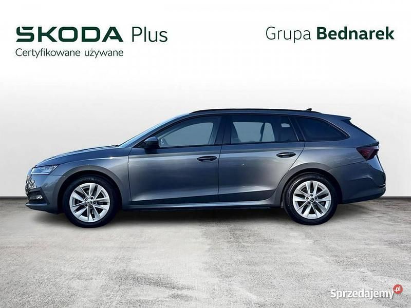 Szary Używany 2022 Skoda Octavia Kombi | 94 900 zł (Drogi) - Obraz 1/4