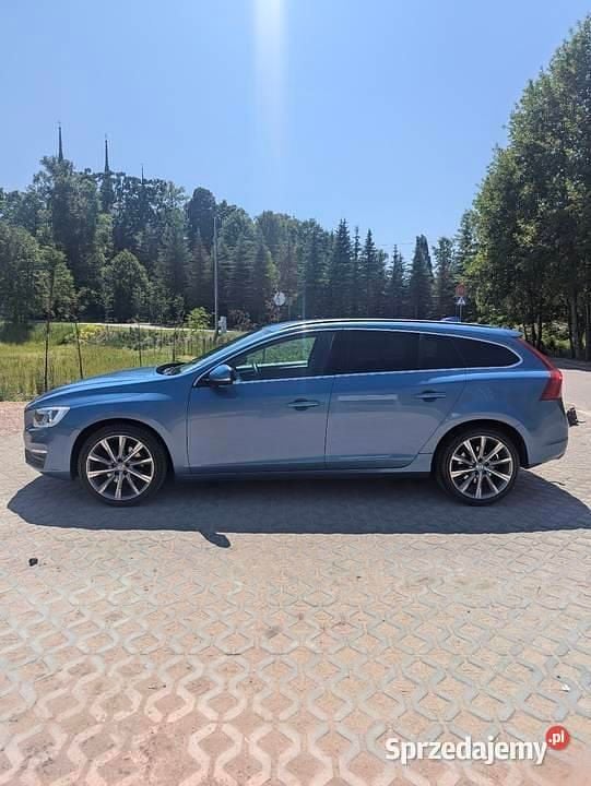 Niebieski Używany 2015 Volvo V60 Kombi | 41 300 zł (Dobra cena) - Obraz 1/4