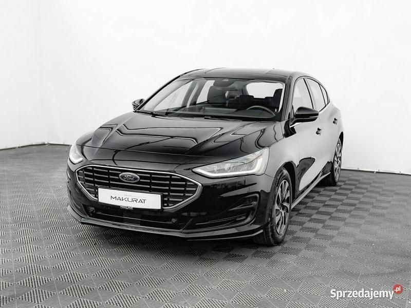 Czarny (metalik) Używany 2022 Ford Focus Titanium Hatchback | 67 700 zł (Dość drogi) - Obraz 1/4