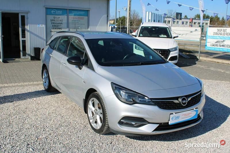 Używany Opel Astra Elegance 145 KM (106 kW) 2021 Srebrny Kombi