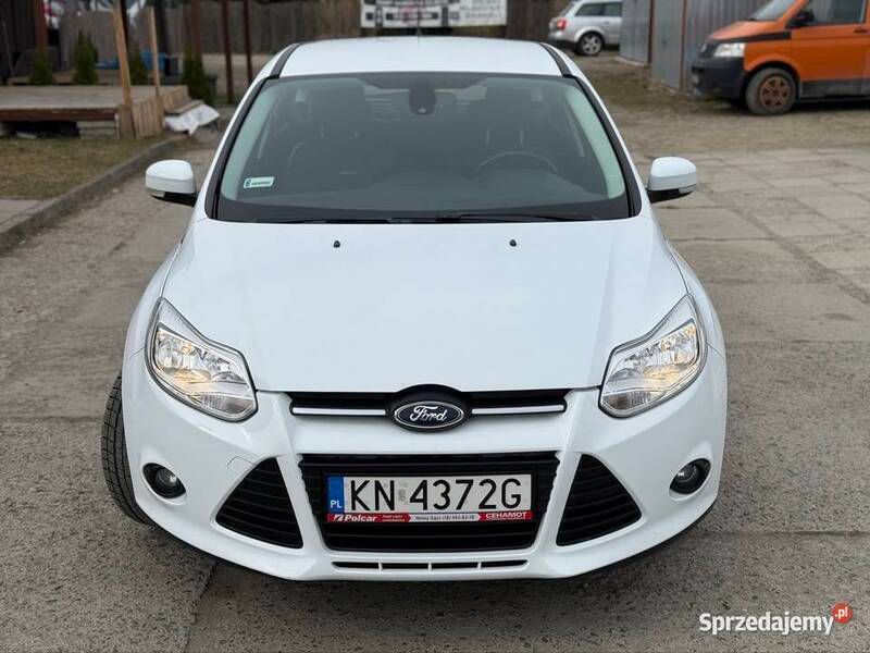 Biały Używany 2011 Ford Focus Hatchback | 24 900 zł (Uczciwa cena) - Obraz 1/4