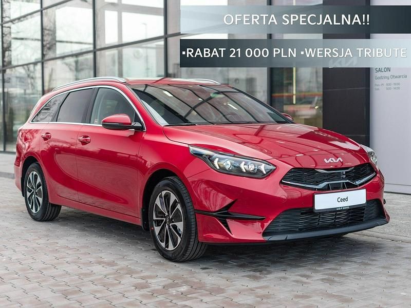 Czerwony (metalik) Nowe 2025 Kia Ceed Hatchback | 102 700 zł (Uczciwa cena) - Obraz 1/4