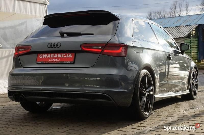 Używany Audi A3 S-Line 2013 Szary Hatchback