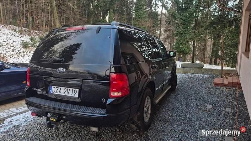 Czarny Używany 2003 Ford Explorer SUV | 30 000 zł - Obraz 1/4