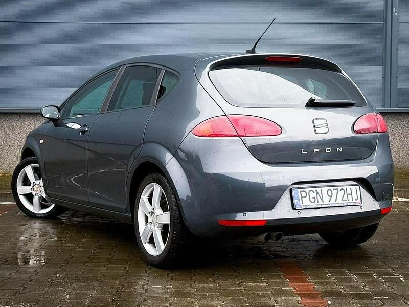 Używany Seat Leon 140 KM (102 kW) 2006 Szary (metalik) Hatchback