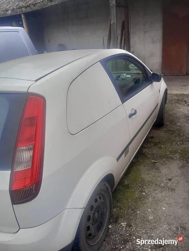 Używany Ford Fiesta 2003 Biały Hatchback