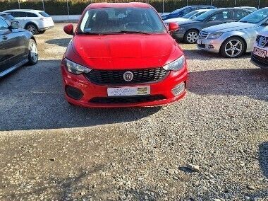 Czerwony Używany 2020 Fiat Tipo Sedan/Limuzyna | 39 900 zł (Uczciwa cena) - Obraz 1/4