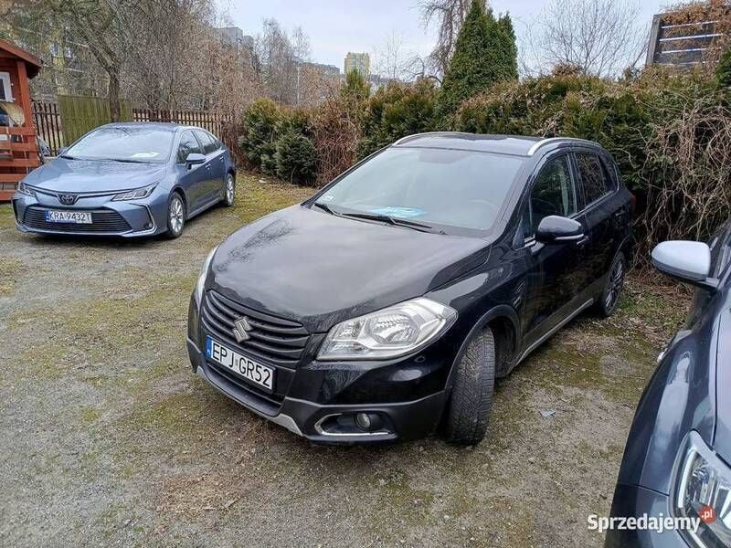 Używany Suzuki SX4 S-Cross 120 KM (88 kW) 2014 Czarny SUV