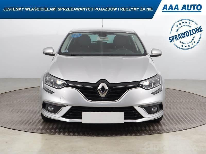 Używany Renault Mégane III 100 KM (73 kW) 2016 Srebrny