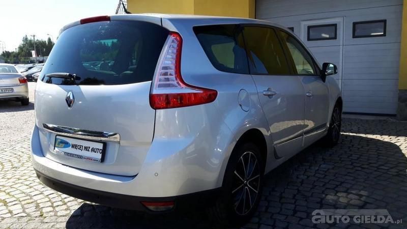 Używany Renault Grand Scénic III Bose Edition 2012 Srebrny metalik Minivan