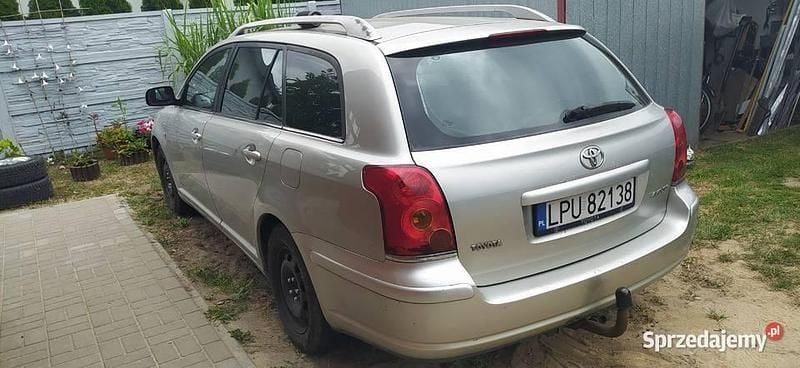 Używany 2003 Toyota Avensis T2 Kombi | 5800 zł (Uczciwa cena) - Obraz 1/4