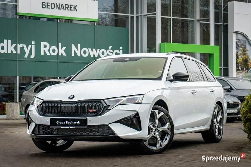 Nowe Skoda Octavia RS 2026 Biały Kombi