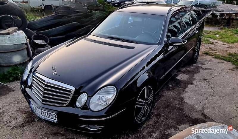 Czarny Używany 2006 Mercedes 170 Sedan/Limuzyna | 18 999 zł - Obraz 1/4