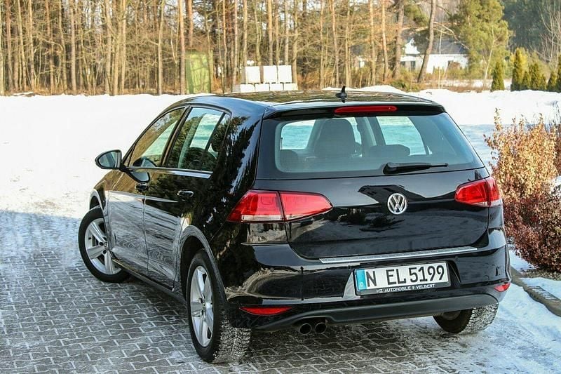 Używany VW Golf VII 150 KM (110 kW) 2014 Czarny (metalik, perła) Hatchback