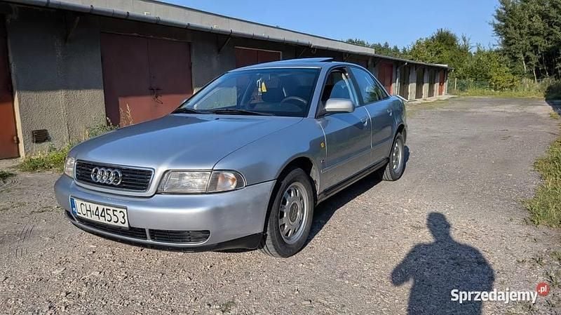 Srebrny Używany 1997 Audi A4 Sedan/Limuzyna | 3500 zł (Uczciwa cena) - Obraz 1/4