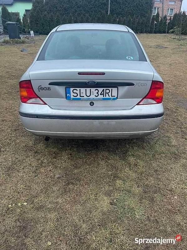 Używany Ford Focus 2002 Sedan/Limuzyna