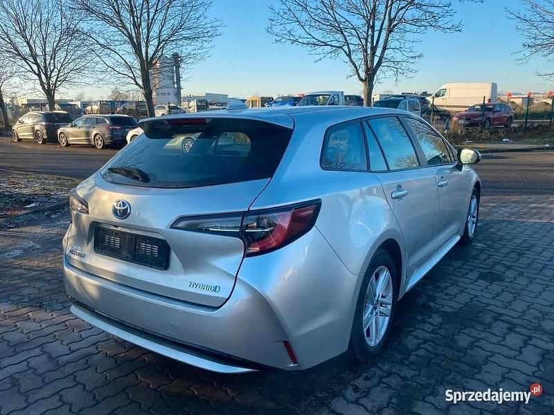 Używany Toyota Corolla 2020 Biały Sedan/Limuzyna