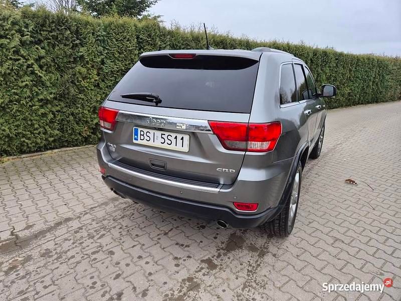 Używany Jeep Grand Cherokee Overland 241 KM (177 kW) 2012 Szary SUV