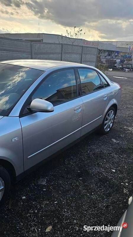 Srebrny Używany 2002 Audi A4 Sedan/Limuzyna | 9500 zł (Drogi) - Obraz 1/4