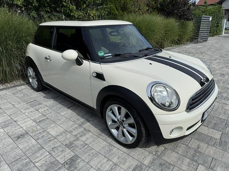 Inny (metalik) Używany 2008 Mini Cooper Hatchback | 14 900 zł - Obraz 1/4