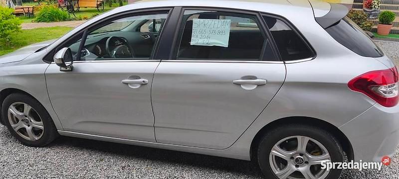 Srebrny Używany 2014 Citroën C4 Hatchback | 25 400 zł (Uczciwa cena) - Obraz 1/4