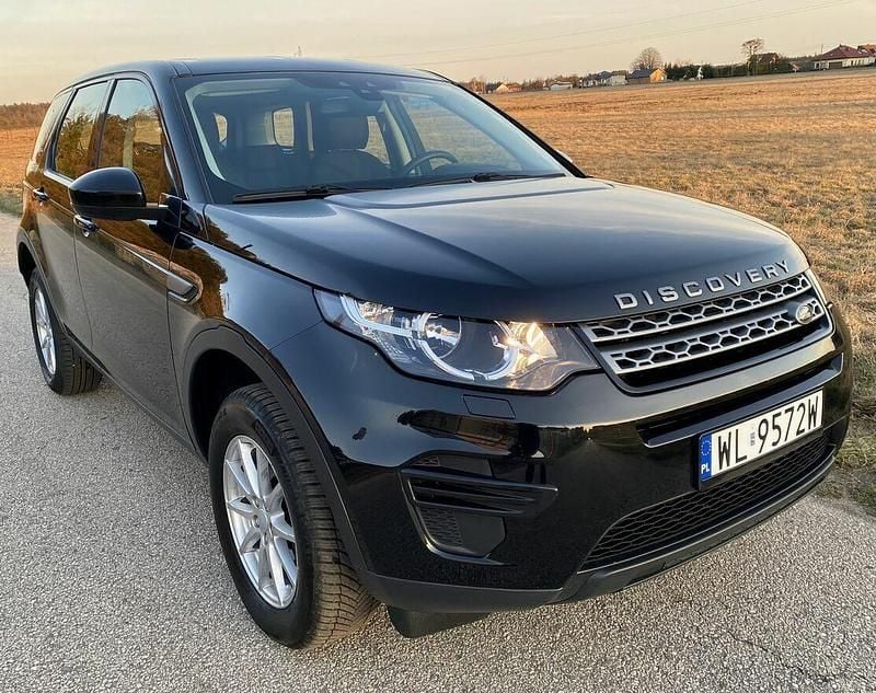 Czarny Używany 2017 Land Rover Discovery Sport SUV | 74 500 zł (Drogi) - Obraz 1/3
